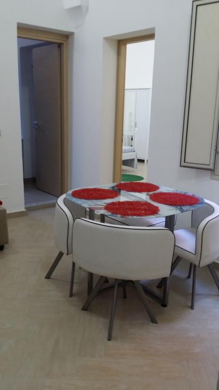 Appartamenti Francesco Aeroporto di Catania Fontana Rossa Esterno foto